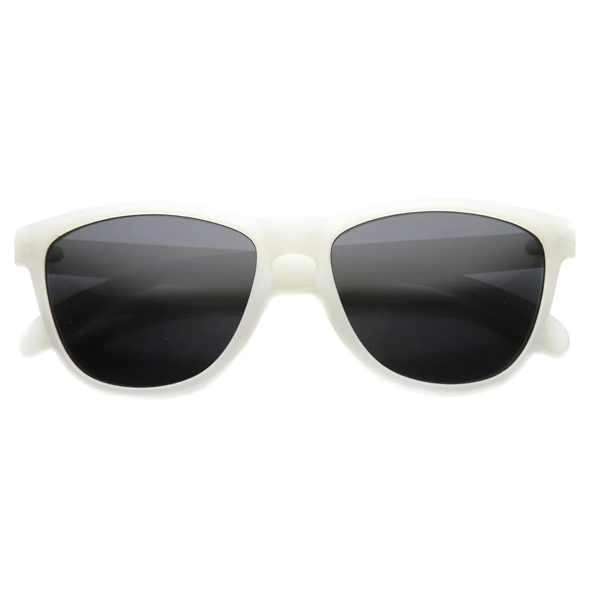 Action Sport Retro Keyhole Horned Rimmed Sunglasses