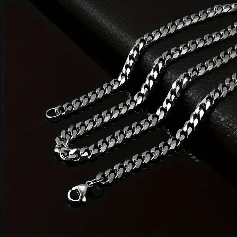 The BoldLink Chain Necklace